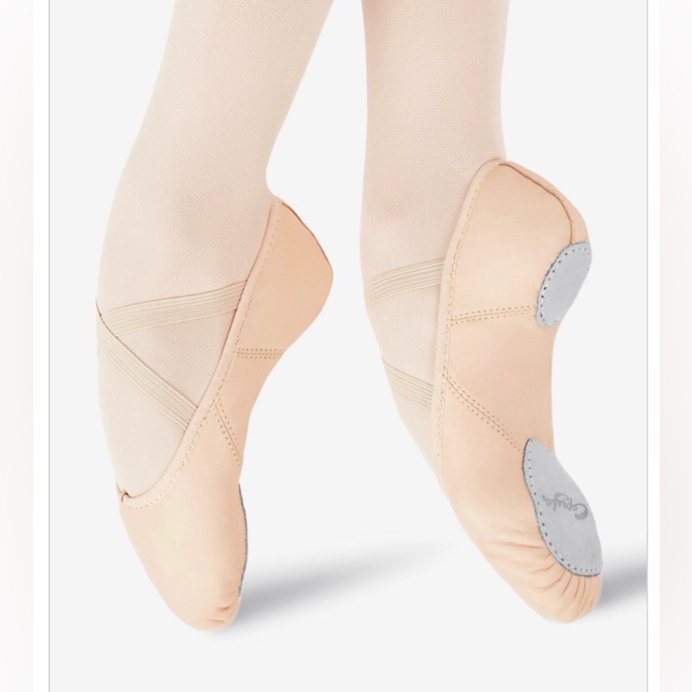Capezio Leather Split-Sole Juliet Ballet Flat Shoe | Dance Size 6.5 Wide | NWOT